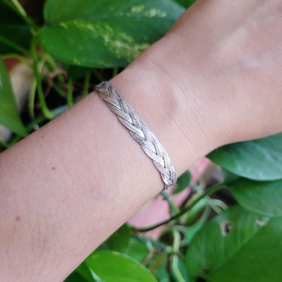 Vintage Dainty 925 Sterling Silver Italian Braided Herringbone Woven Bracelet - Picture 2 of 10